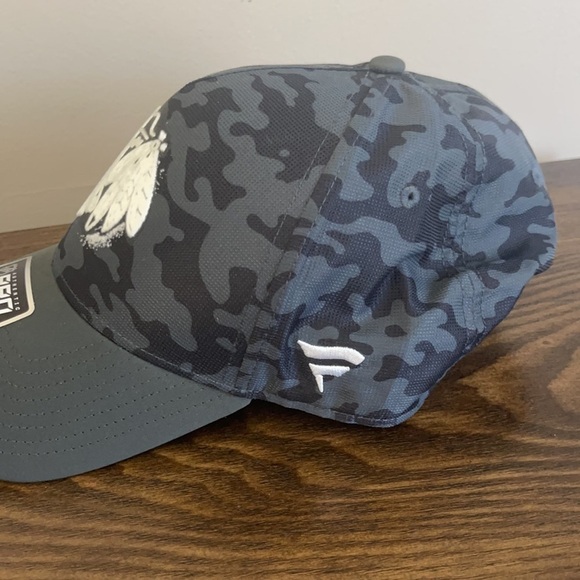 NHL Chicago Blackhawks Military Appreciation Hat Cap LIKE NEW - Picture 5 of 8